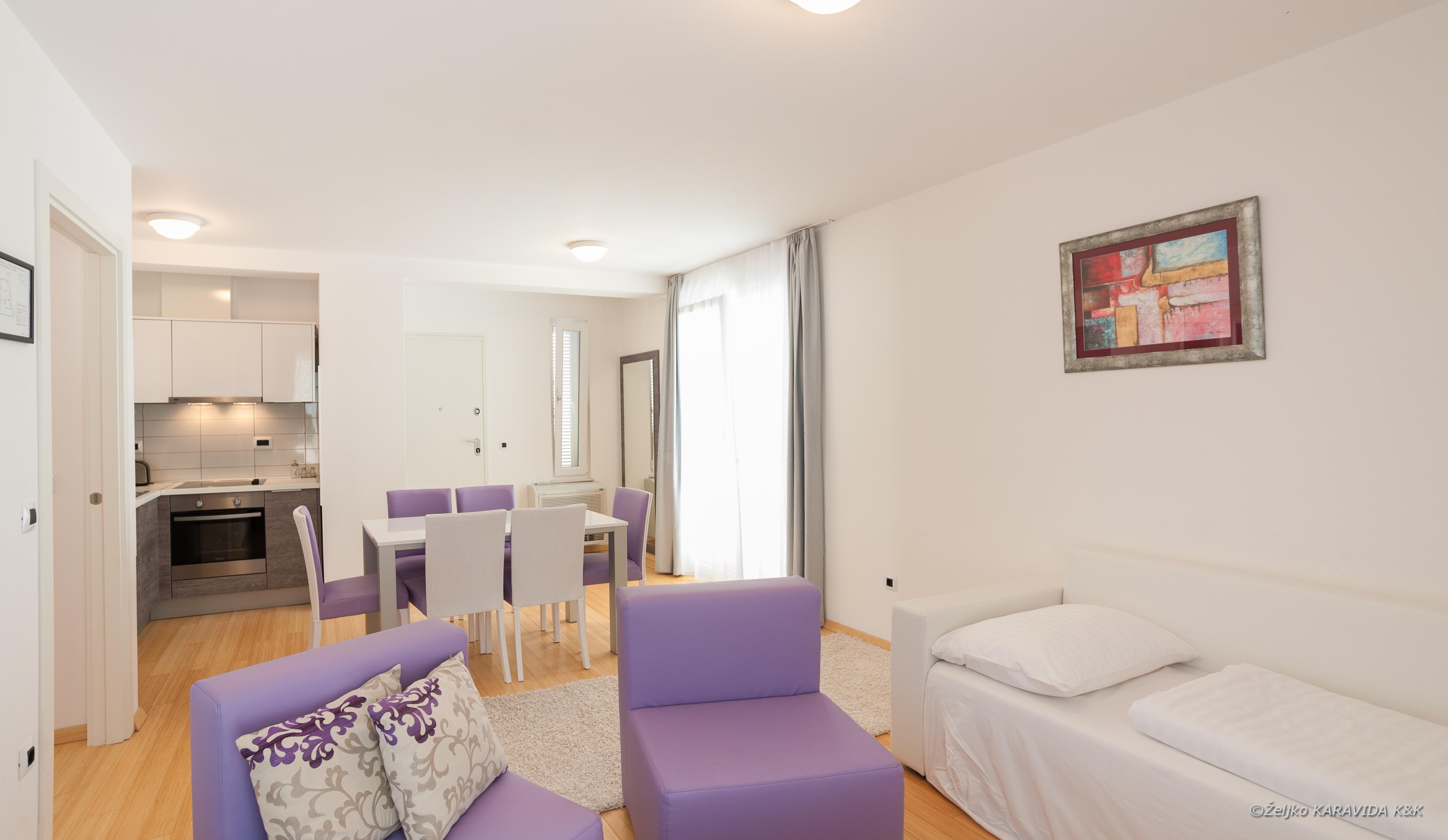 Sunnyside Apartments Resort เพทรอซาเน ภายนอก รูปภาพ
